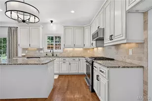 824 N Harrison Ave, Kirkwood, MO 63122 - Photo 11
