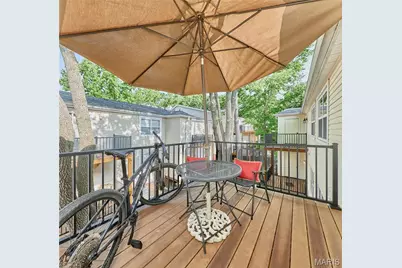 9045 N Swan Circle, Brentwood, MO 63144 - Photo 45