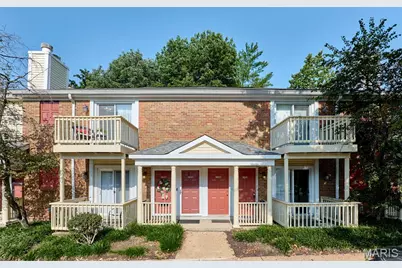 9045 N Swan Circle, Brentwood, MO 63144 - Photo 1