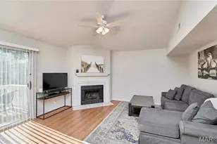 9045 N Swan Cir, Brentwood, MO 63144 - Photo 23