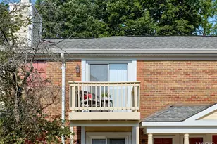 9045 N Swan Cir, Brentwood, MO 63144 - Photo 5