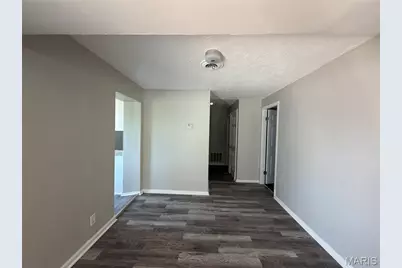 5116 Ringer Road, Saint Louis, MO 63129 - Photo 5
