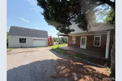 5116 Ringer Road, Saint Louis, MO 63129 - Photo 3