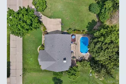 32 Kensington Place Court, Saint Charles, MO 63304 - Photo 11