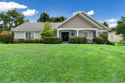 32 Kensington Place Court, Saint Charles, MO 63304 - Photo 1