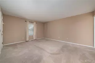 2296 Delaware Dr, Saint Charles, MO 63303 - Photo 29