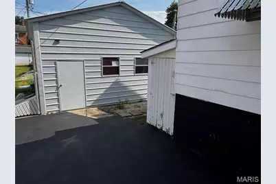 906 Georgia Street, Louisiana, MO 63353 - Photo 57