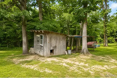 247 E Highway 8, Shelbyville, MO 65565 - Photo 27