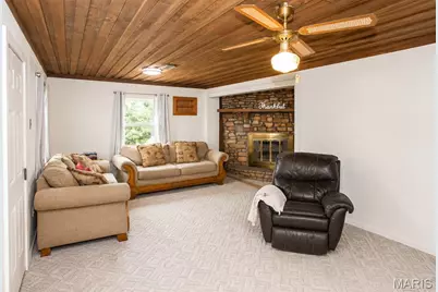 247 E Highway 8, Shelbyville, MO 65565 - Photo 9