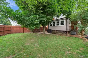 5301 Sunshine Dr, Saint Louis, MO 63109 - Photo 33