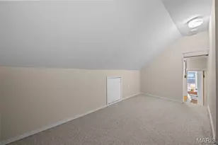 5301 Sunshine Dr, Saint Louis, MO 63109 - Photo 29
