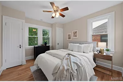 5301 Sunshine Drive, Saint Louis, MO 63109 - Photo 23