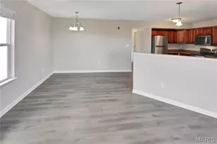 333 Stonewall Creek Dr, Dardenne Prairie, MO 63368 - Photo 3