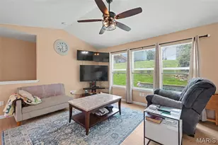 1023 Wrigley Cir, Warrenton, MO 63383 - Photo 7