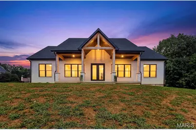 10116 Norwoods Ct, Hannibal, MO 63401 - Photo 3