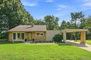 23 Country Squire Ln, Saint Louis, MO 63146 - Photo 3