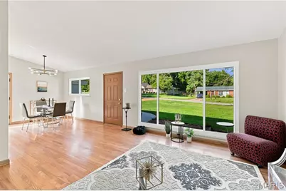 23 Country Squire Lane, Saint Louis, MO 63146 - Photo 5