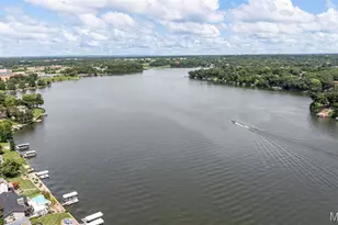 4 Chantilly Ct, Lake Saint Louis, MO 63367 - Photo 77