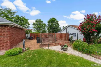 3913 Cordes Drive, Saint Louis, MO 63125 - Photo 15