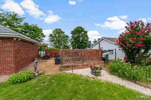 3913 Cordes Dr, Saint Louis, MO 63125 - Photo 15