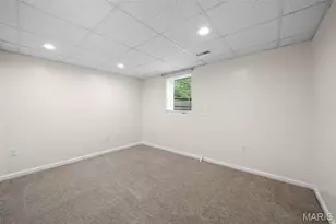 800 E Essex Ave, Glendale, MO 63122 - Photo 19