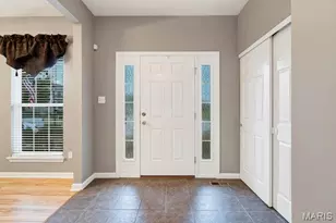 16 Golden Maples Ct, Lake Saint Louis, MO 63367 - Photo 7