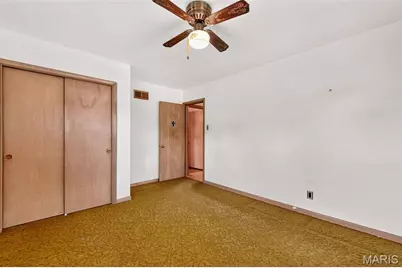 813 Hentschel Place, Saint Louis, MO 63135 - Photo 21