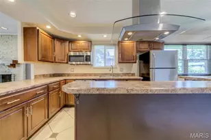 3403 Dekamay Dr, Saint Louis, MO 63125 - Photo 5