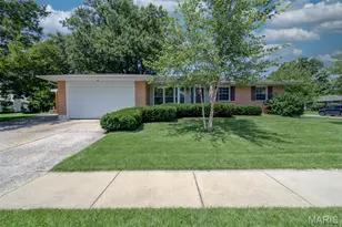 3403 Dekamay Dr, Saint Louis, MO 63125 - Photo 1