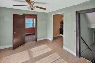 422 Scenic Dr, Riverview, MO 63137 - Photo 5