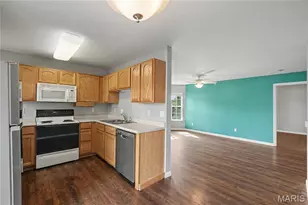 410 Benton, Saint Peters, MO 63376 - Photo 15