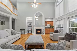 10570 Glen Oaks Dr, Festus, MO 63028 - Photo 5