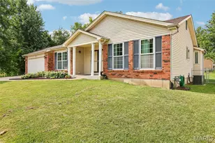11 Laurelwood Dr, Saint Peters, MO 63376 - Photo 3