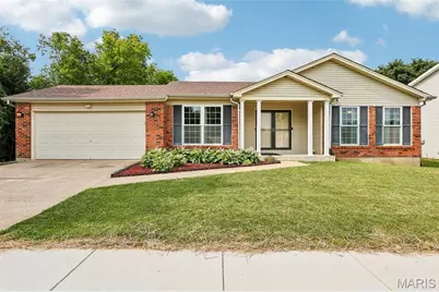 11 Laurelwood Drive, Saint Peters, MO 63376 - Photo 1