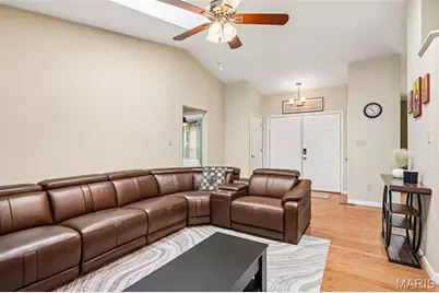 11 Laurelwood Drive, Saint Peters, MO 63376 - Photo 5