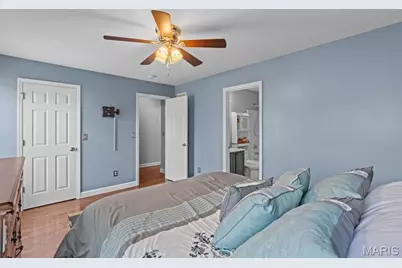 59 E Homefield Point Ct, O'Fallon, MO 63366 - Photo 13
