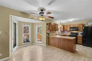 2113 Dettmer Pl, Florissant, MO 63031 - Photo 5