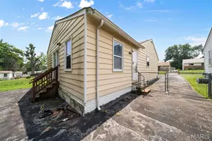 9715 Ridge Ave, Saint Louis, MO 63114 - Photo 27