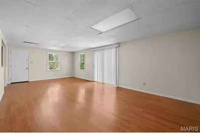 9715 Ridge Avenue, Saint Louis, MO 63114 - Photo 17