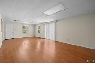 9715 Ridge Ave, Saint Louis, MO 63114 - Photo 17