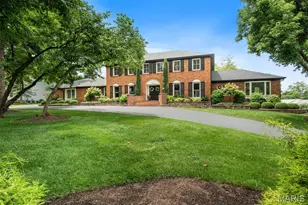 245 Litcheford Ct, Creve Coeur, MO 63141 - Photo 1