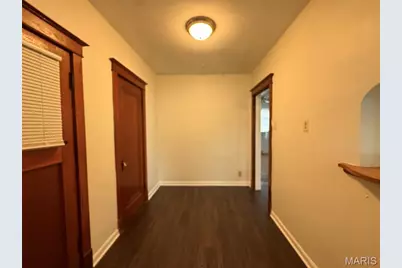 3954 Dover Place, Saint Louis, MO 63116 - Photo 11