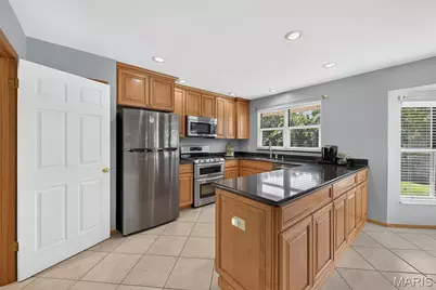 1122 Majestic Drive, Fenton, MO 63026 - Photo 17
