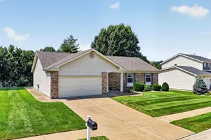 1122 Majestic Dr, Fenton, MO 63026 - Photo 37