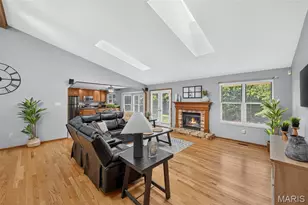 1122 Majestic Dr, Fenton, MO 63026 - Photo 9