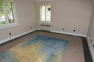 9 Bellerive Acres, Bellerive, MO 63121 - Photo 27