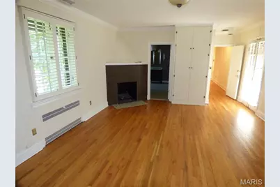 9 Bellerive Acres, Bellerive, MO 63121 - Photo 21