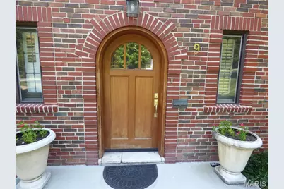 9 Bellerive Acres, Bellerive, MO 63121 - Photo 3