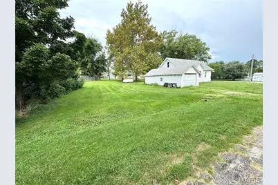407 E 5th, Shelbyville, MO 63469 - Photo 15