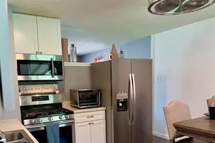 2550 Bonniebrook Dr, Maryland Heights, MO 63043 - Photo 15